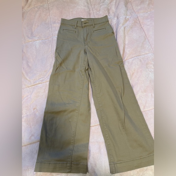 Levi’s wide leg pants - Picture 2 of 3